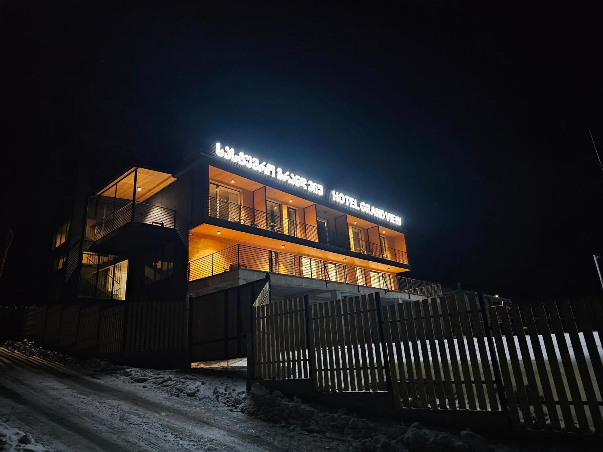 Kazbegi Hotel Grand View מראה חיצוני תמונה