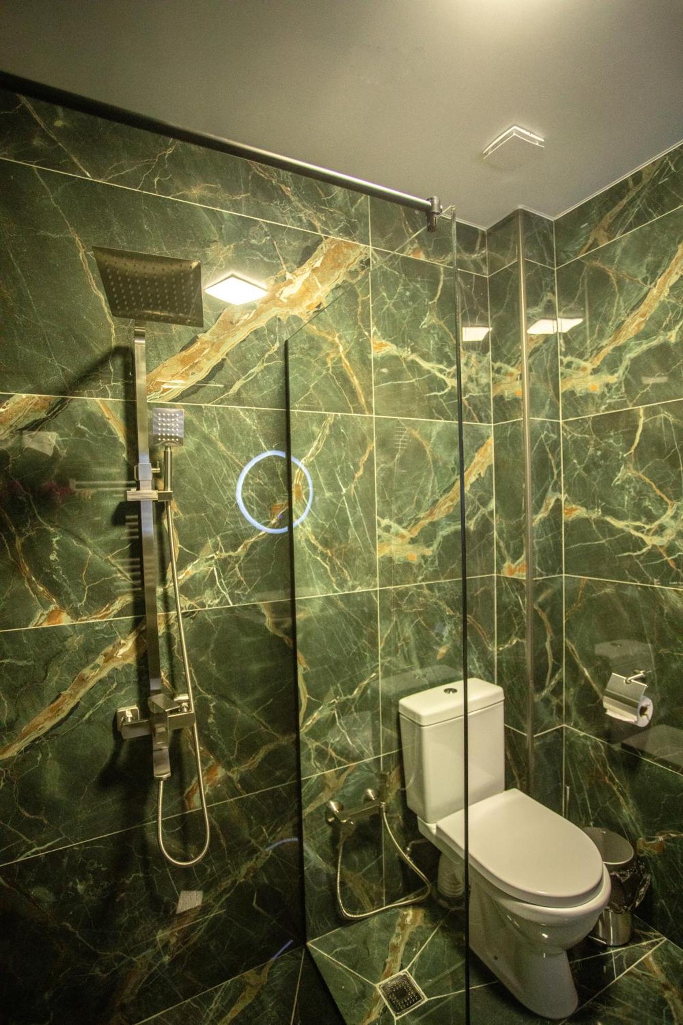 Kazbegi Hotel Grand View מראה חיצוני תמונה