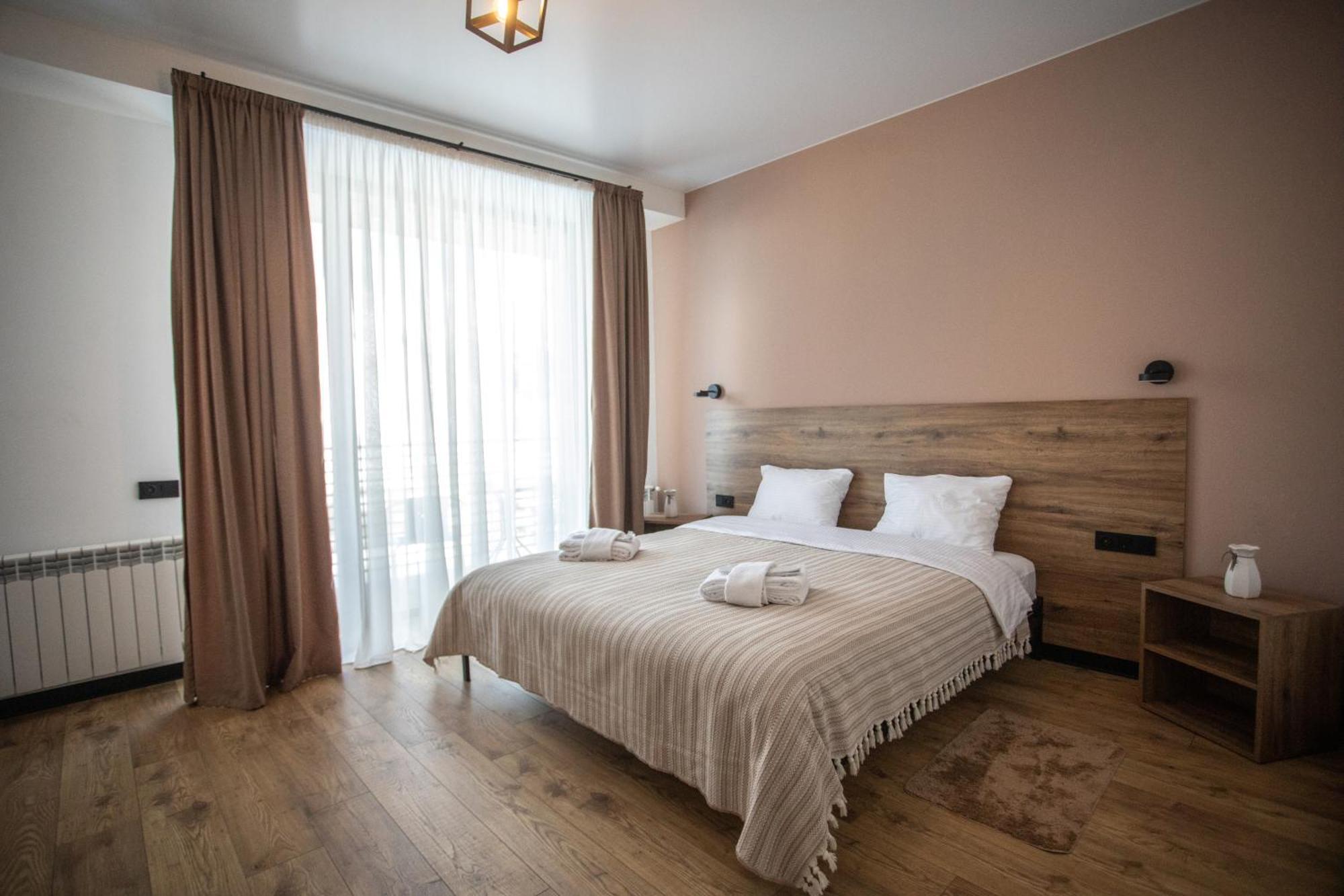 Kazbegi Hotel Grand View מראה חיצוני תמונה