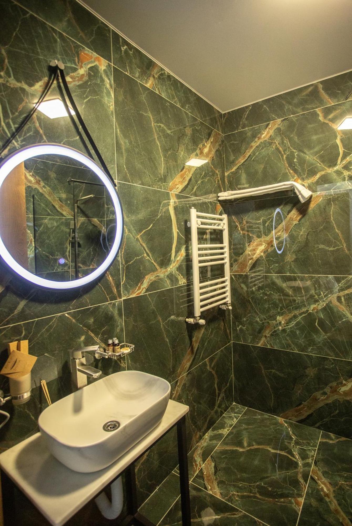 Kazbegi Hotel Grand View מראה חיצוני תמונה