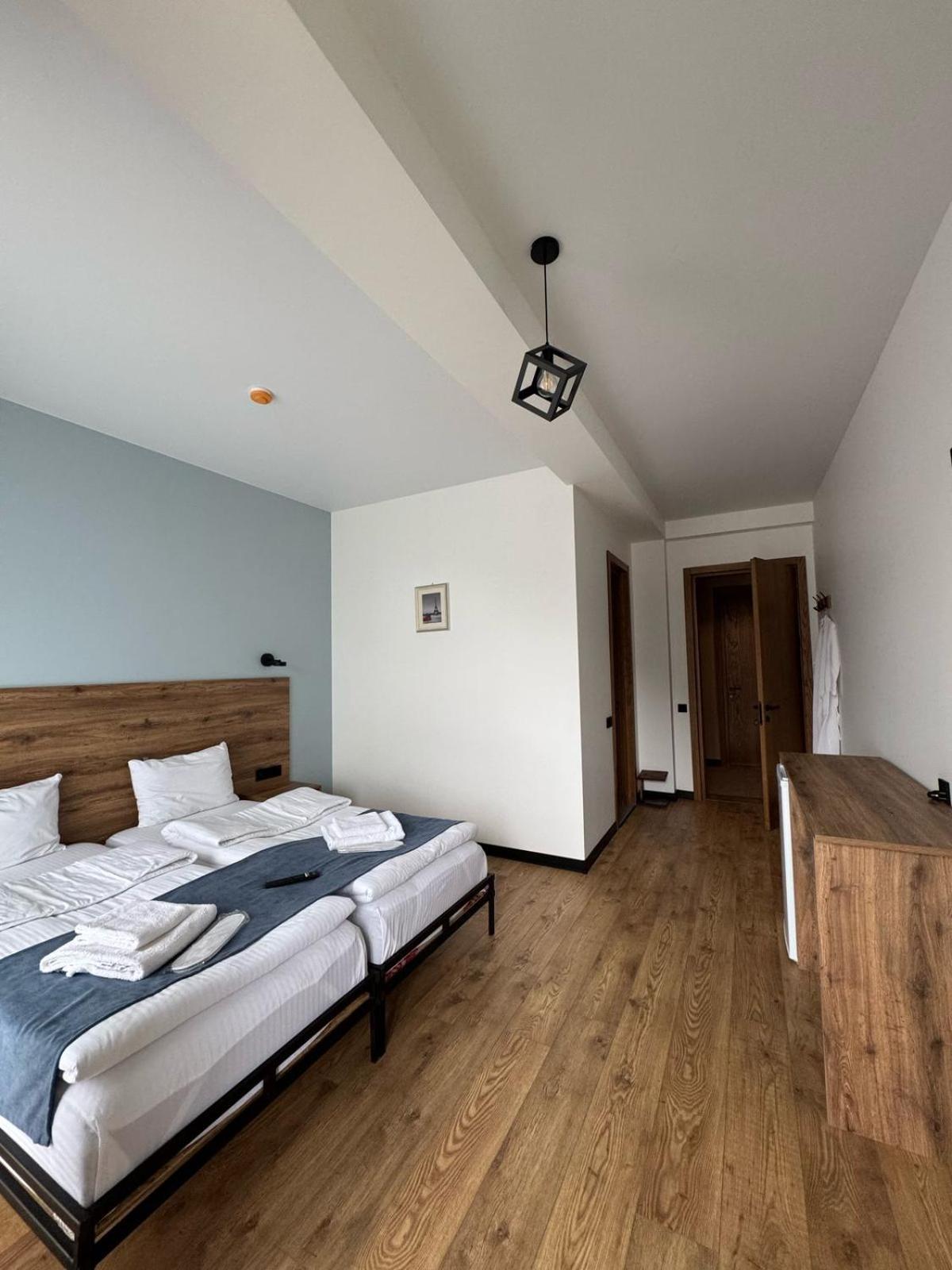 Kazbegi Hotel Grand View מראה חיצוני תמונה