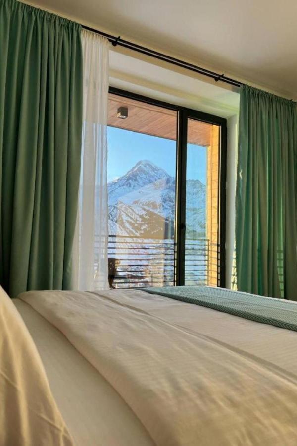 Kazbegi Hotel Grand View מראה חיצוני תמונה