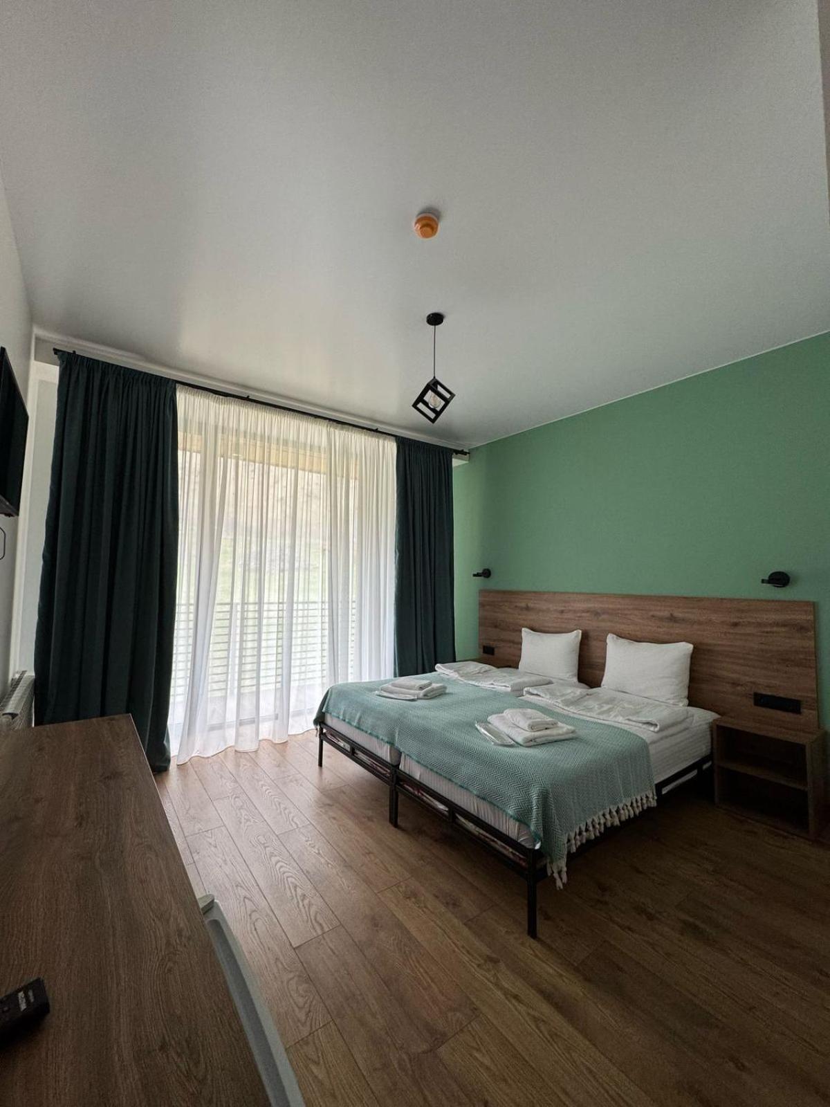 Kazbegi Hotel Grand View מראה חיצוני תמונה